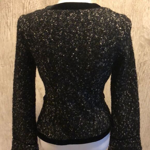 Classiques Entier Cropped Velvet Trim Blazer - Picture 6 of 8